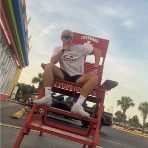 Meet your Posher, Landon